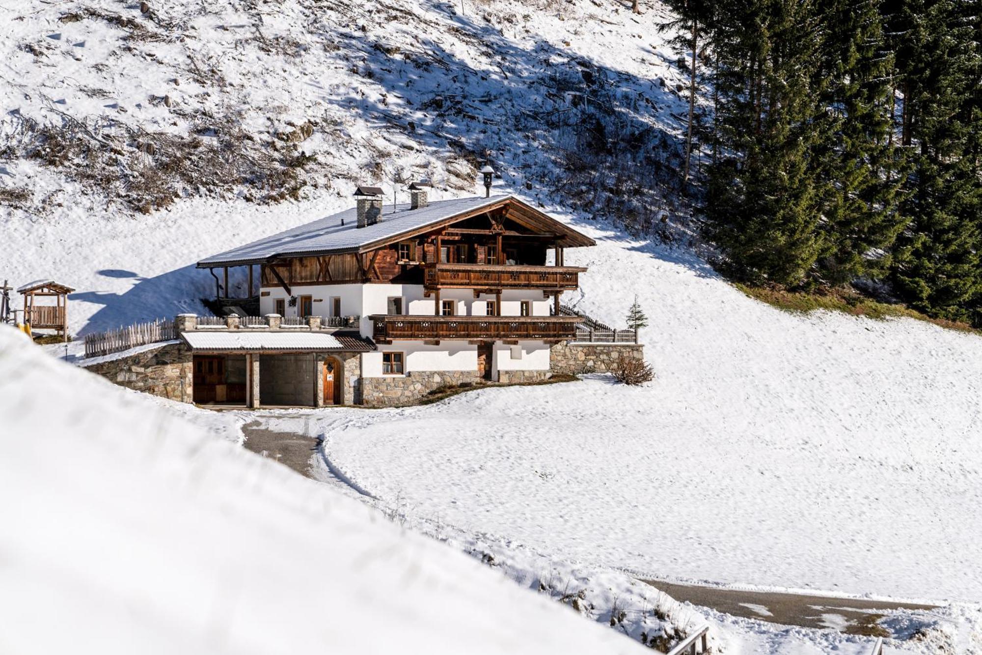 Grossgasteigerhof Apartment Selva dei Molini Bagian luar foto