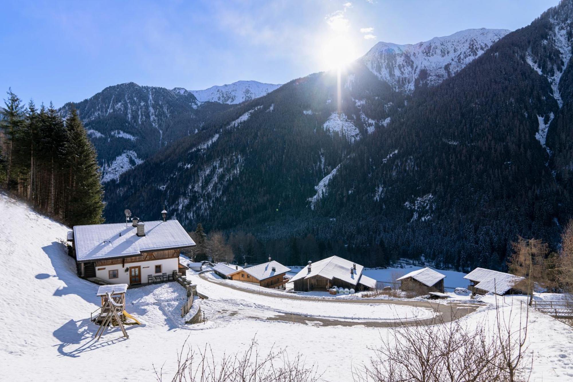 Grossgasteigerhof Apartment Selva dei Molini Bagian luar foto